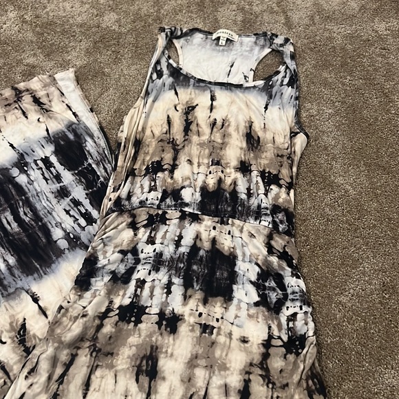 Tyedye dress - Picture 2 of 3